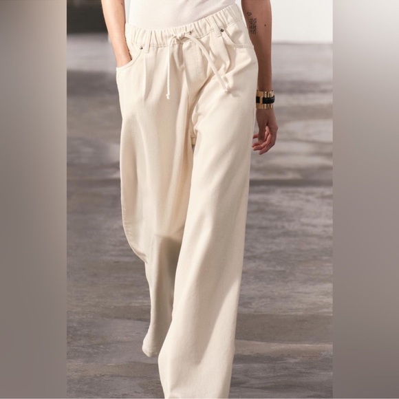 Women's Cream Wide-Leg Pants - Picture 2 of 6